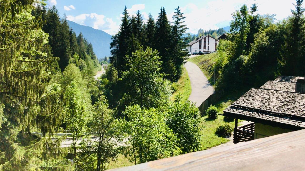 Ferienwohnung Laax Mit Traumblick, Grossem Balkon Und Terrasse מראה חיצוני תמונה