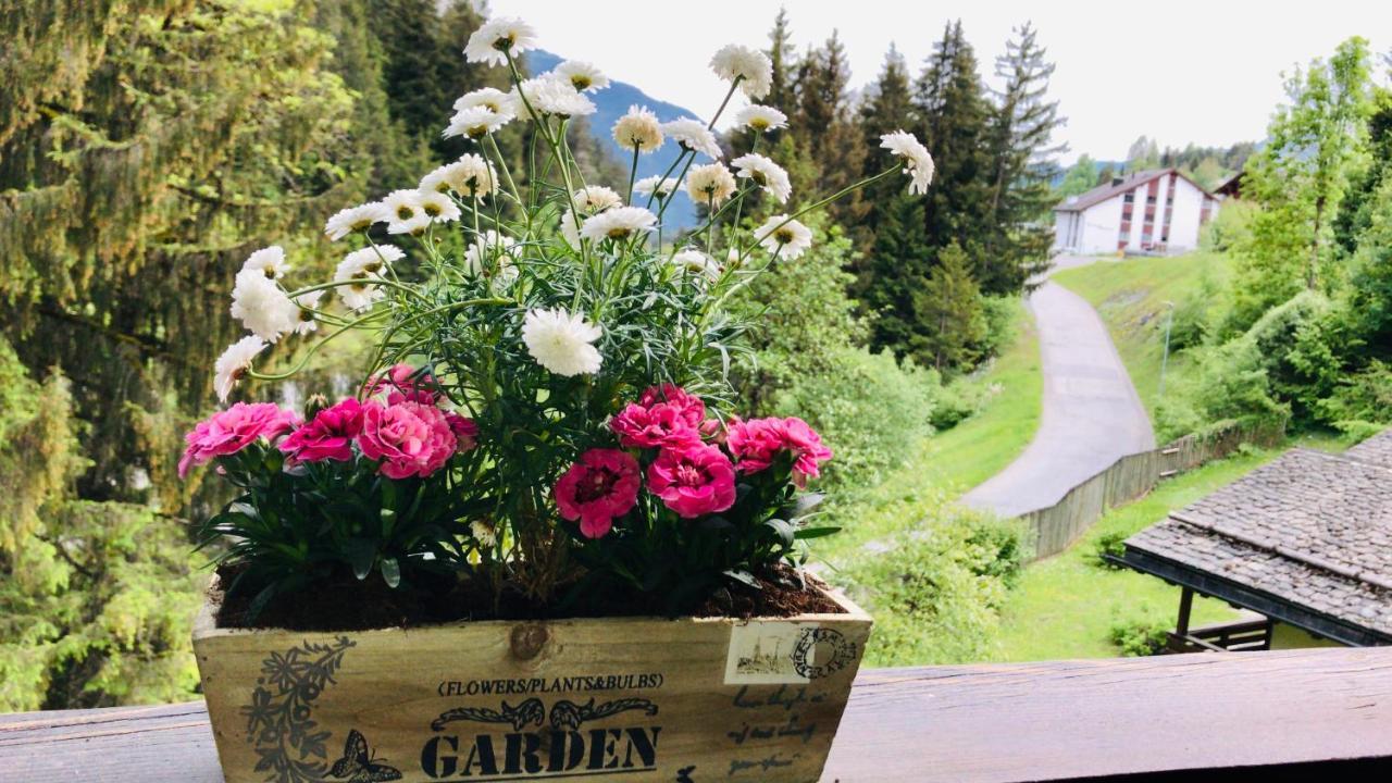 Ferienwohnung Laax Mit Traumblick, Grossem Balkon Und Terrasse מראה חיצוני תמונה